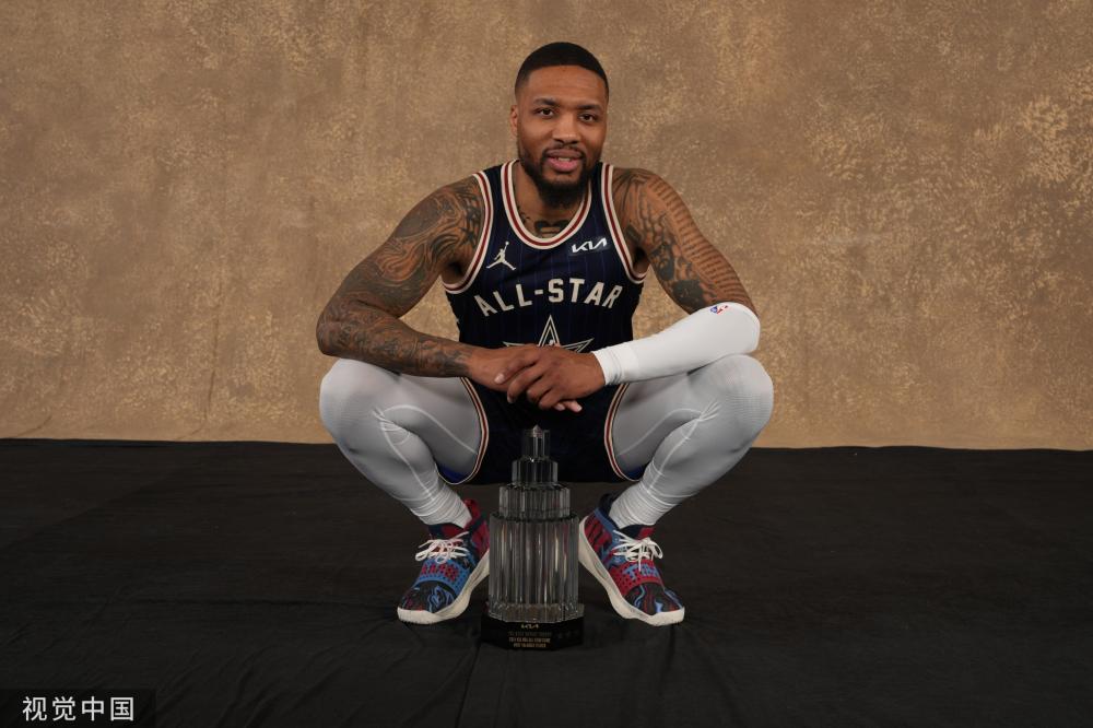 站了出来 站了出来