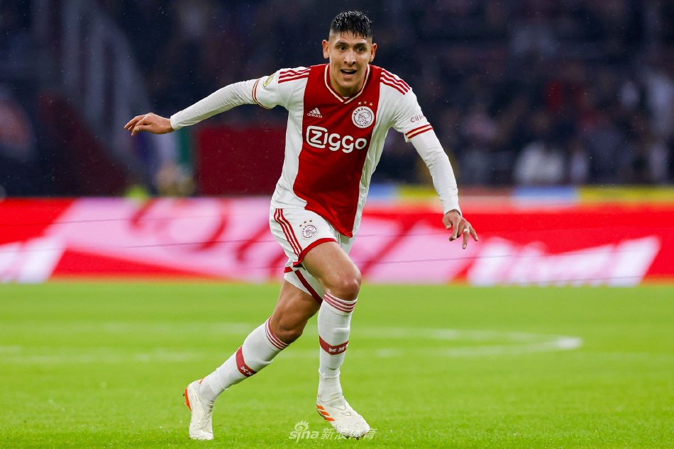 在接受采访 在接受采访