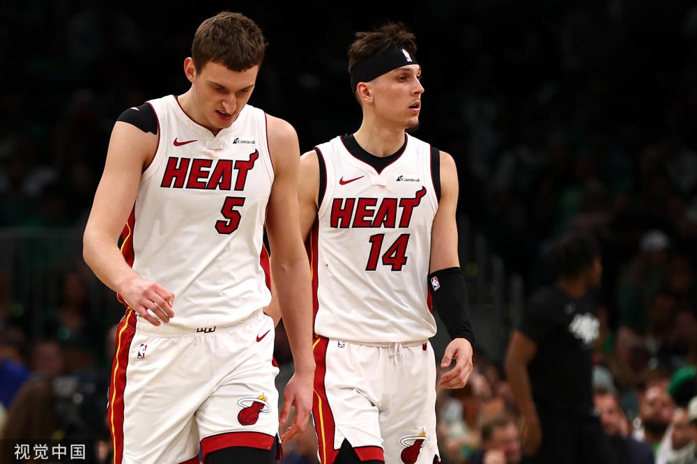 在现代足球 在现代足球